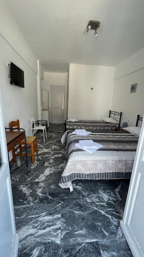 קמרס Meropi Rooms מראה חיצוני תמונה