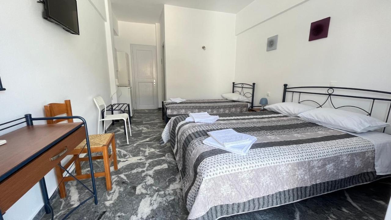 קמרס Meropi Rooms מראה חיצוני תמונה