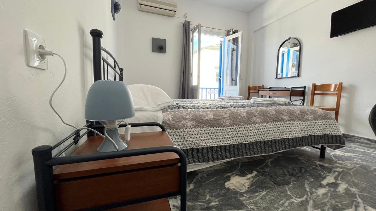 קמרס Meropi Rooms מראה חיצוני תמונה