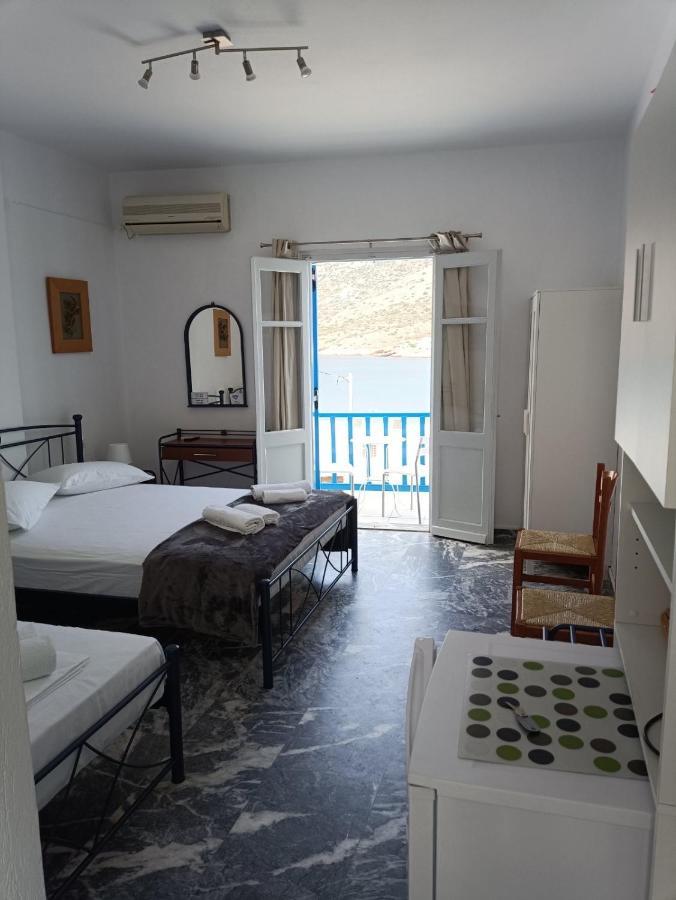 קמרס Meropi Rooms מראה חיצוני תמונה